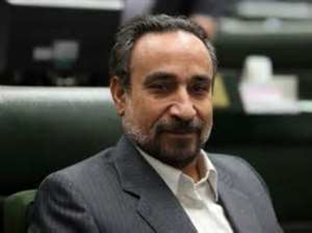 روایت همکاری مجلس ناطق با دولت خاتمی /احمدی‌نژاد همه را دشمن می‌داند/دولت دنبال انتخابات است نه اقتصاد
