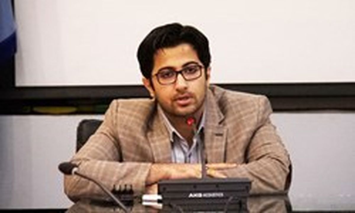 باید راه ورود جوانان انقلابی به رسانه ملی فراهم شود