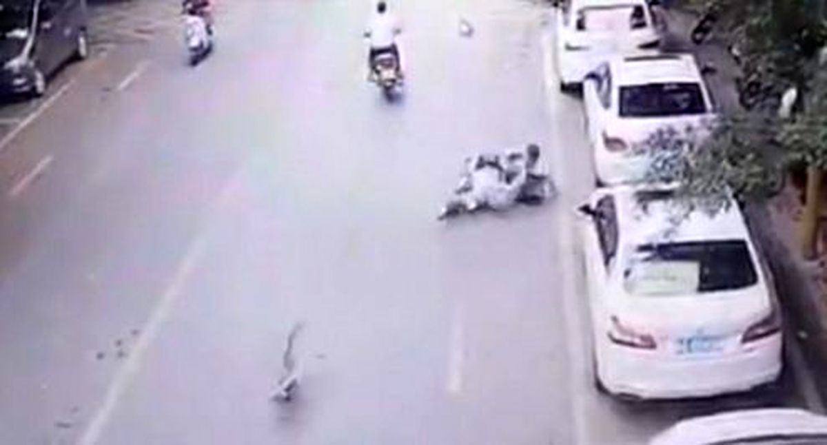 غازی که موجب تصادف زن اسکوترسوار شد! +فیلم