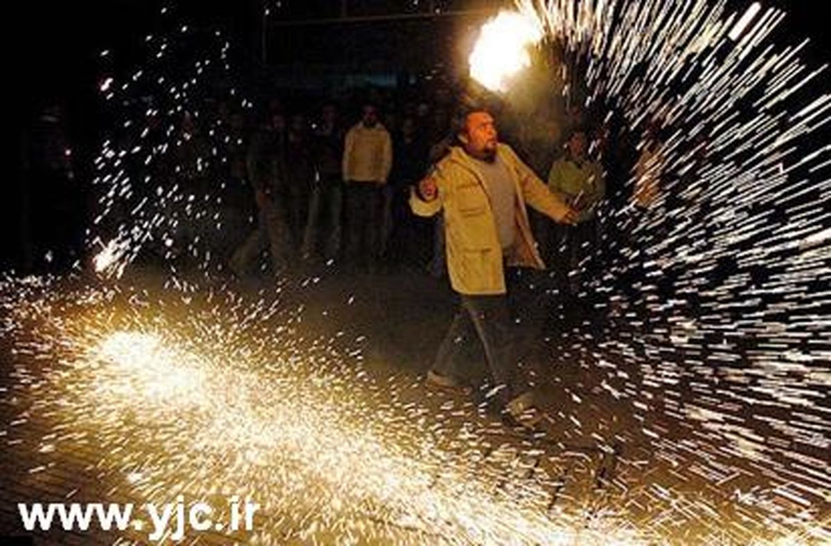 آتش بازی واقعی در دنیا چگونه است/عکس