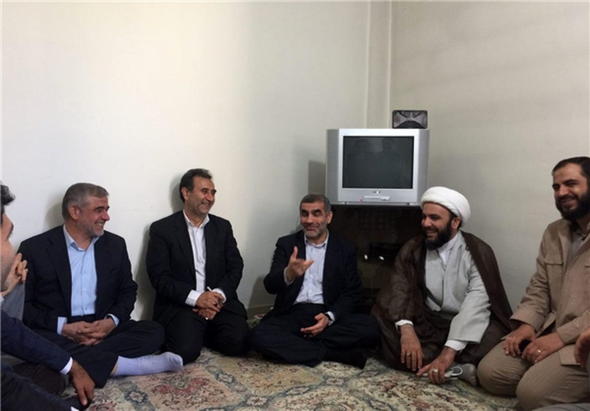 نیکزاد در ستاد مرکزی قالیباف حضور یافت