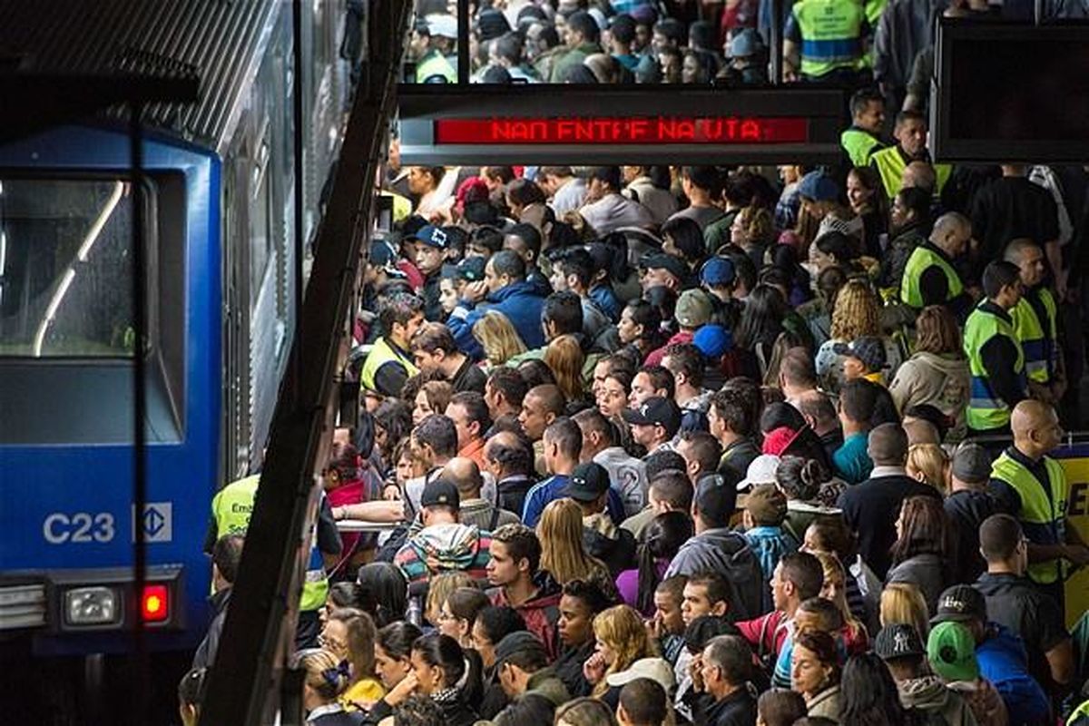 عکس/ قدر متروی تهران را بدانیم!