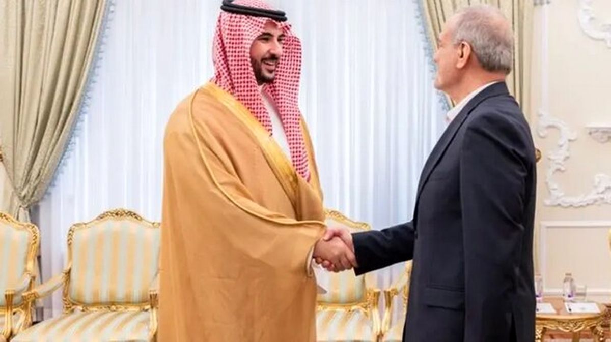 واکنش سفیر ایران در عربستان به سفر وزیر دفاع عربستان