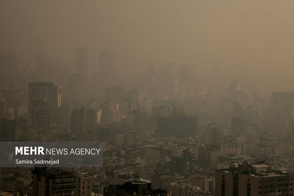 هوای تهران ناسالم برای همه گروه‌ها/ کدام مناطق بنفش شد؟