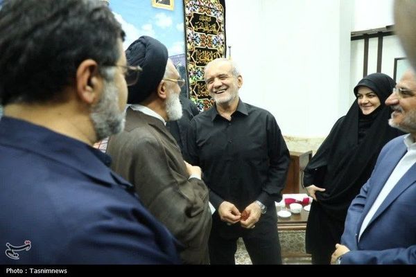 تصاویر: رئیس‌‌جمهور با آیت‌الله سعیدی دیدار کرد