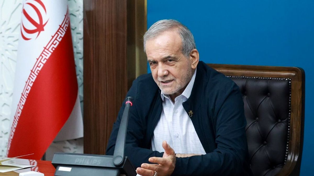 مردم باید در رفتار و گفتار ما ببینند که برای خدمتگزاری به آنها آمدهایم