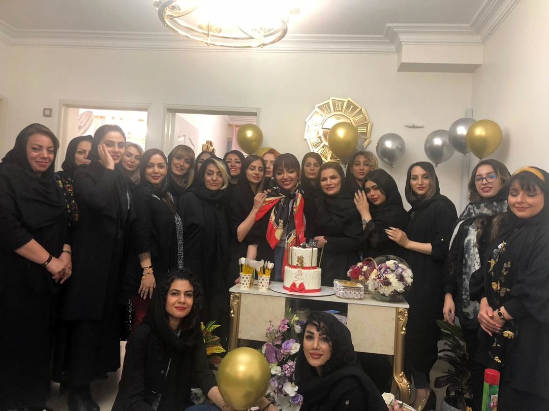 بهترین آموزشگاه آرایش تهران کجاست؟ کلاس آرایش کجا برم؟