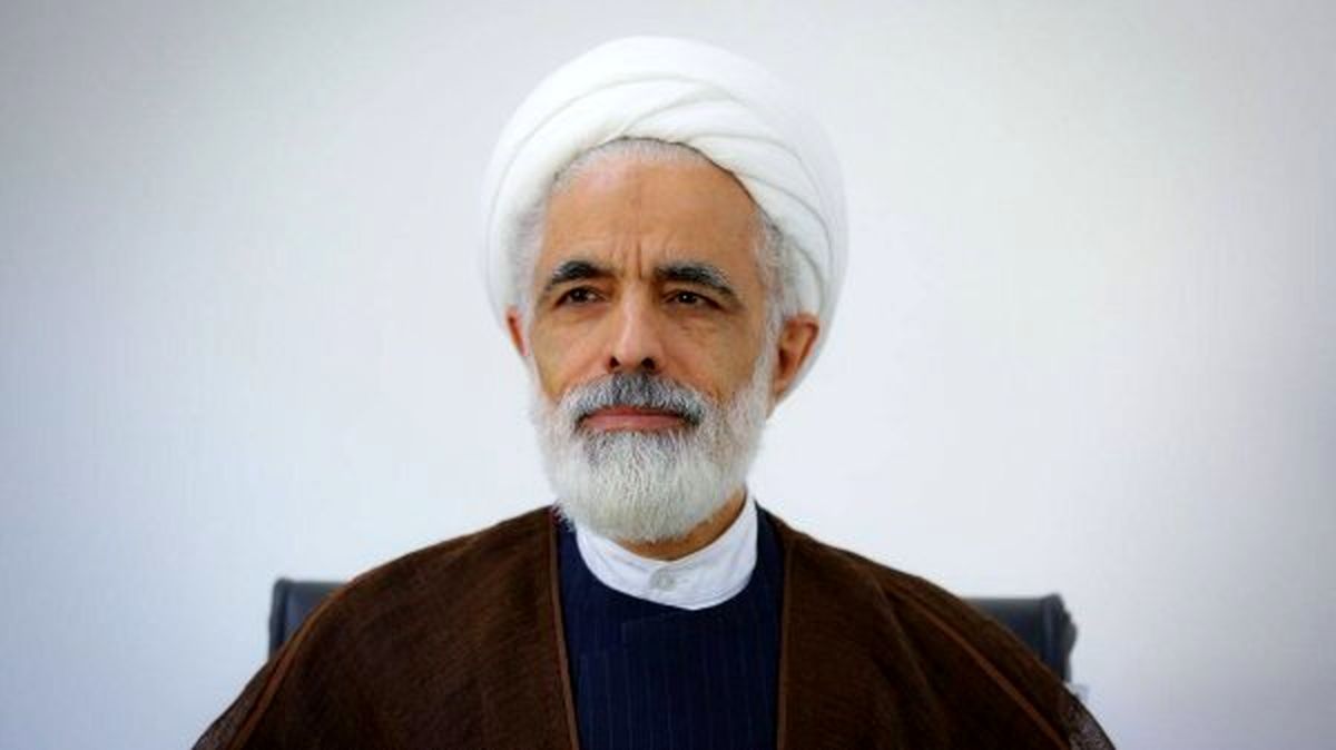 انصاری: در تدوین قوانین باید از ذینفعانش نظرخواهی شود