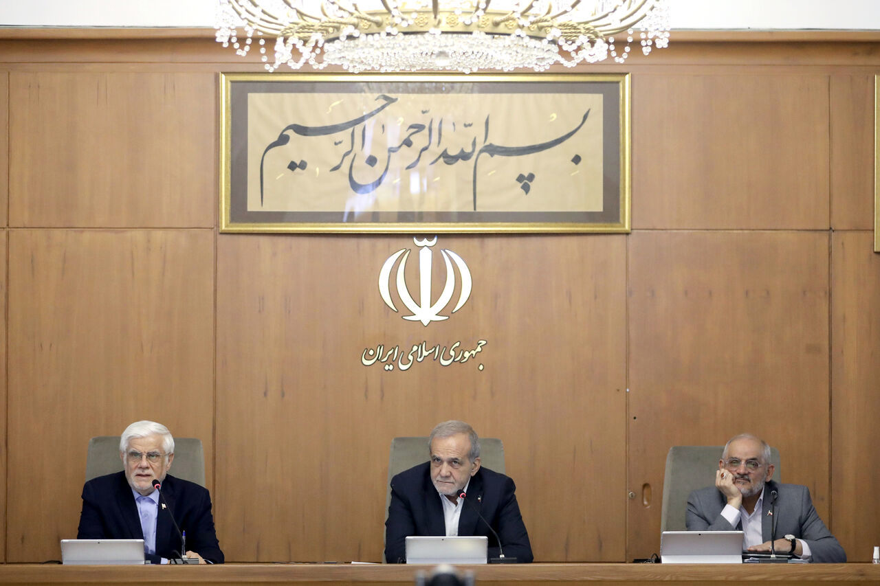 دستور پزشکیان برای تغییرات اساسی در ذخیرهسازی و مصرف آب