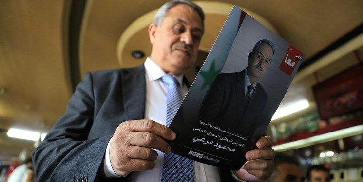 معارض سوری: شهید سلیمانی سوریه را از دست تکفیری‌ها نجات داد