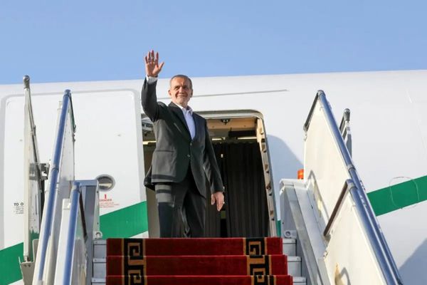 رئیس‌جمهور، بلاروس را به مقصد تهران ترک کرد