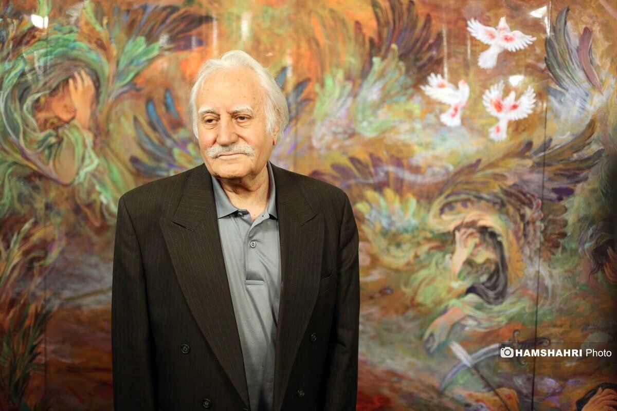 ورود پیکر استاد فرشچیان به اصفهان