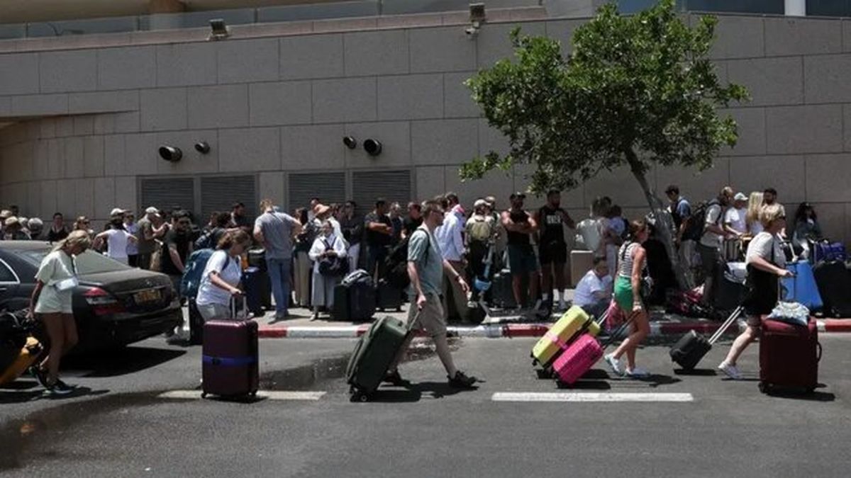 فرار هزاران صهیونیست به یونان از آغاز جنگ غزه