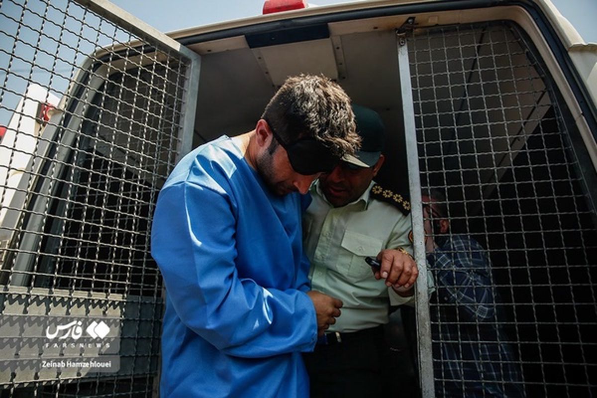 خرید و فروش سلاح جنگی در شهرک غرب / شرور قاچاقچی دستگیر شد