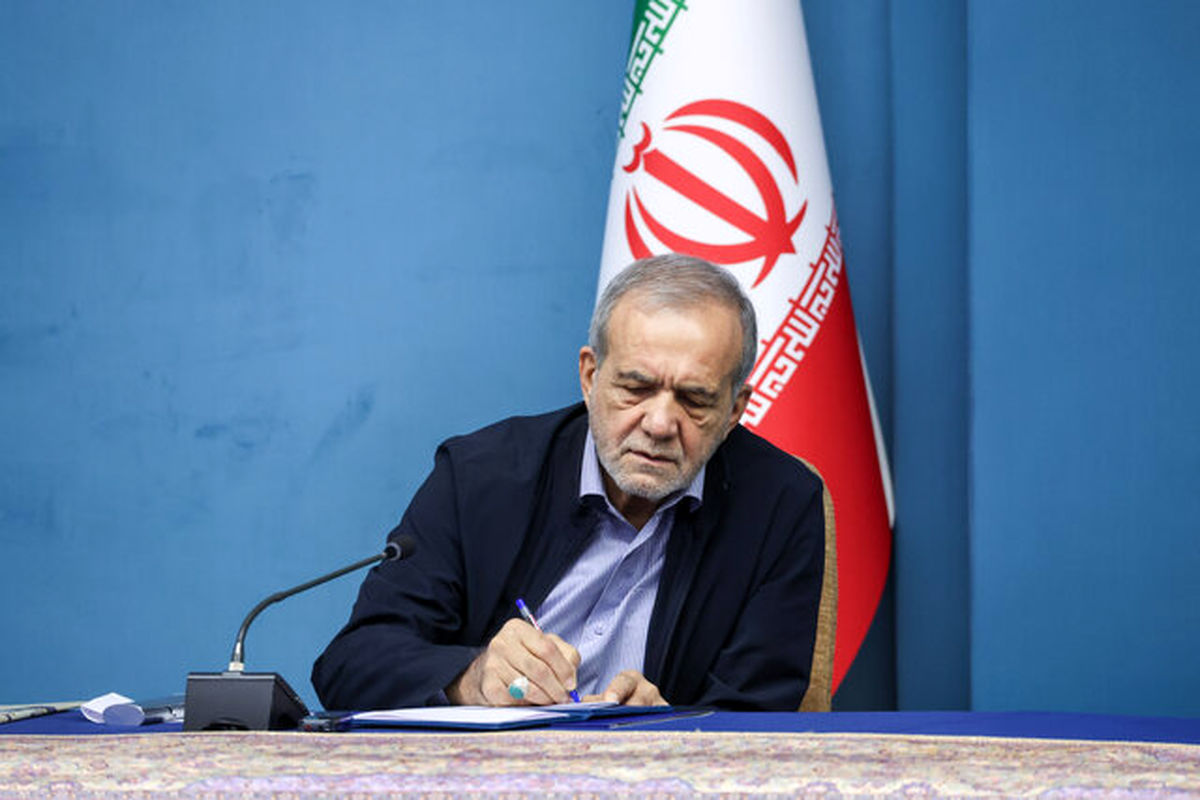 پیام تسلیت رئیس‌جمهور در پی درگذشت همسر علی آقامحمدی