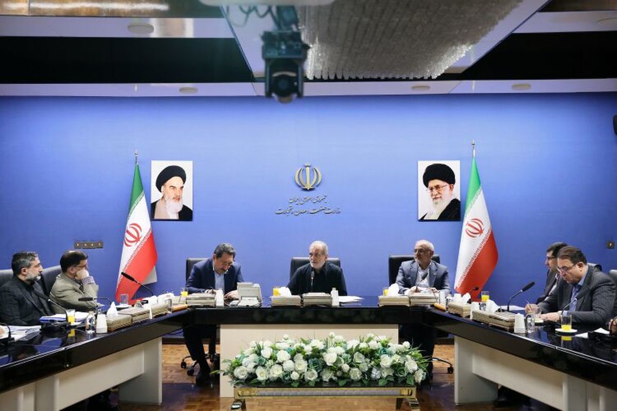 پزشکیان : در صورت اشتباه مسوولی باید آن را رفع کرد ، نه اینکه برای او پروندهسازی کنیم