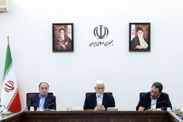 معاون اول رئیس‌جمهور:‌ اختیار تعیین قیمت نان در هر استان به استانداران واگذار می‌شود