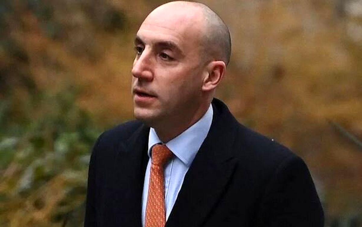 دستیار ارشد جانسون هنگام سقوط کابل مشغول چه کاری بود؟