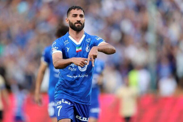 مهرداد محمدی نمیتواند در دربی بازی کند
