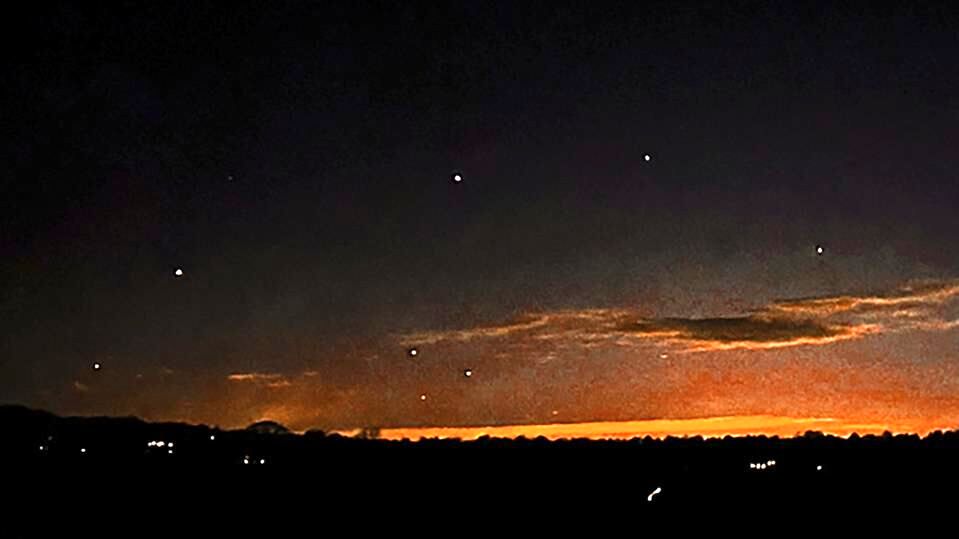 تحلیل سی‌ان‌ان درباره پهپادهای ناشناس بر فراز پایگاه‌های نظامی آمریکا 