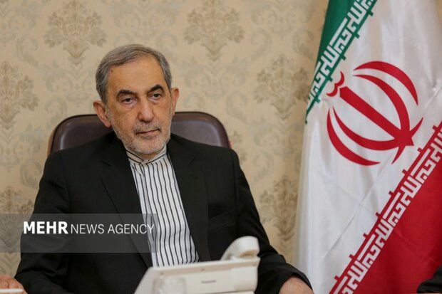 ولایتی: ایران در مرکز نظم نوین جهانی ایستاده است