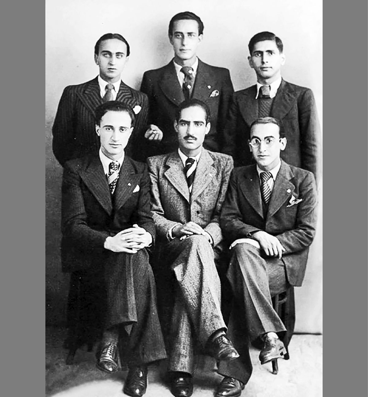 «دولت در سایه» مورد حمایت آنگلوفیلهای جهانی!