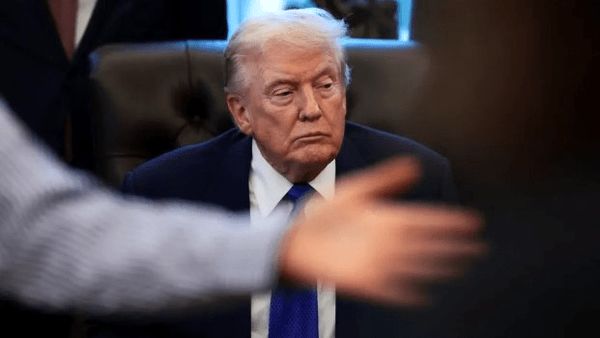 موافقت ترامپ برای مذاکرات در عمان | میانجی‌گران منطقه چه گفتند که تصمیم ترامپ تغییر یافت؟