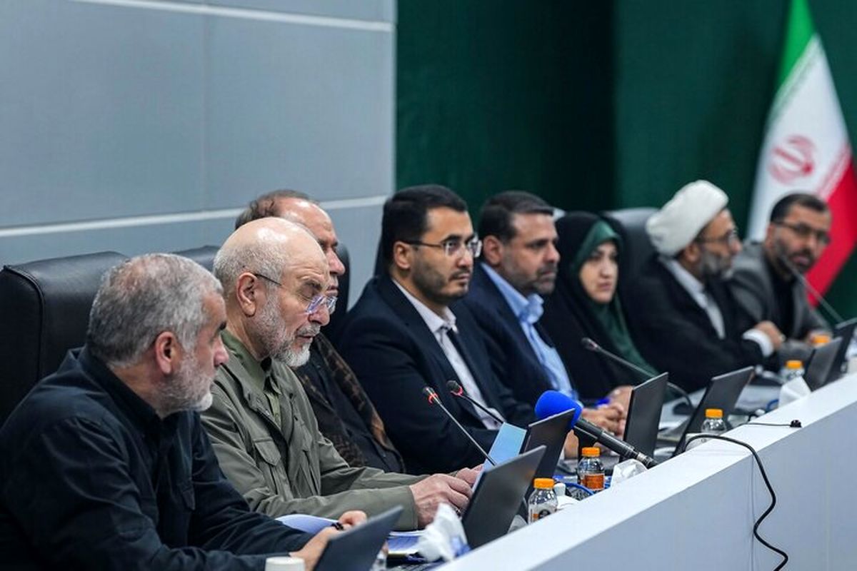قالیباف: مجلس باید در کنار قوای مجریه و قضائیه، آگاهانه فعالیت کند