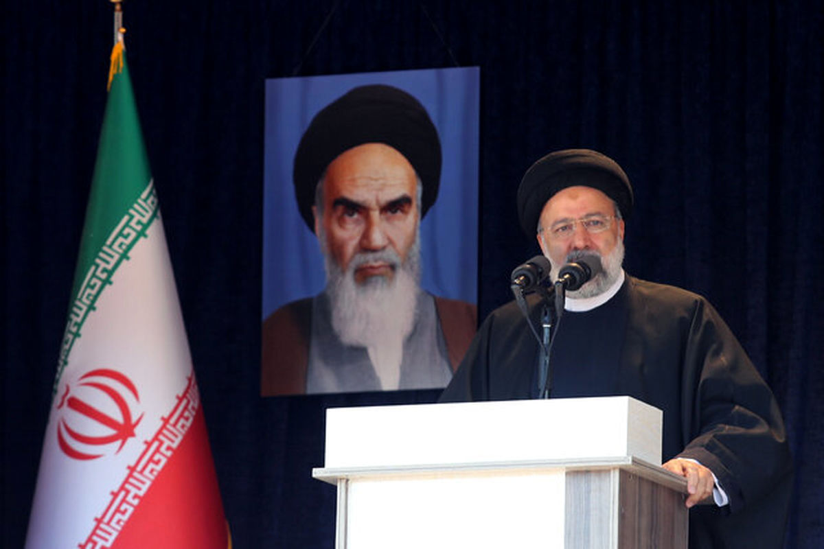امنیت ما متکی به کشور های خارجی و قدرتها نیست/ نیروهای مسلح افتخاری برای ملت هستند /ارتش آمریکا منفورترین ارتش دنیا است