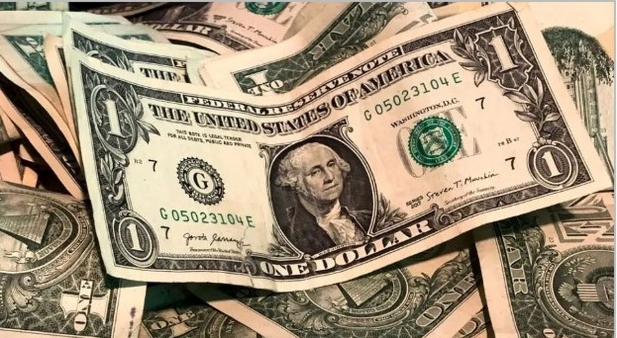 فوری؛ قیمت دلار در نقطه حساس | بازار ارز چشم‌انتظار یک تصمیم بزرگ