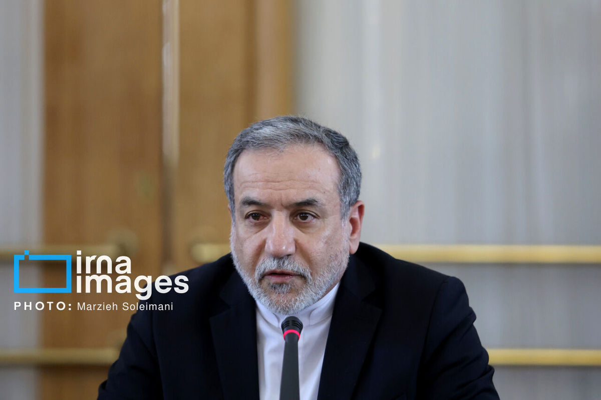 پاسخ عراقچی به اظهارات وزیرخارجه لهستان 