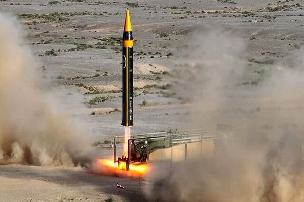 رویترز: ایران امروز آزمایش موشکی انجام می‌دهد