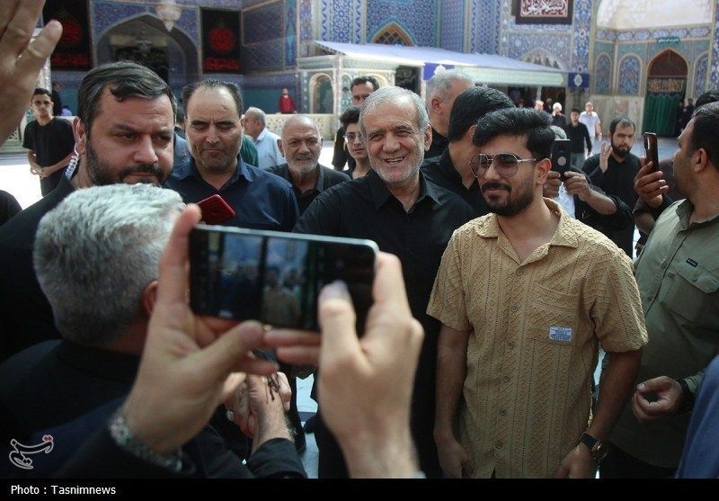  حضور رئیس‌جمهور در برخی مراکز اجتماعی قم +فیلم