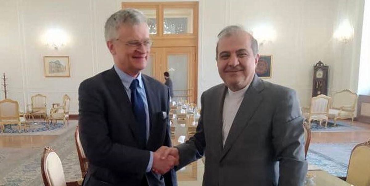 خاجی در دیدار دیپلمات سوئدی: حل معضلات انسانی یمن باید در اولویت قرار گیرد