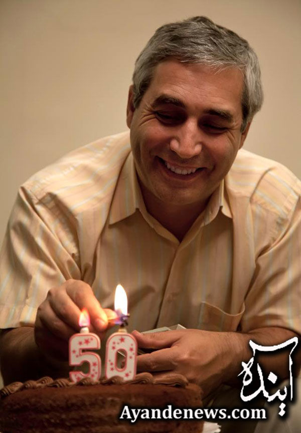 عكس/ حاتمی كیا و شمع كیك تولدش