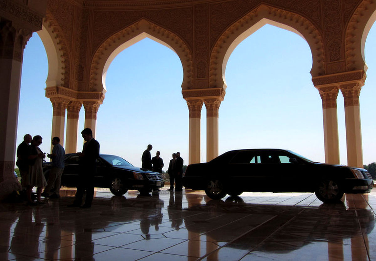 ماجرای تاجری که واسطه ایران وآمریکا بود/ نقش کلینتون در مذاکره محرمانه با ایران چه بود؟