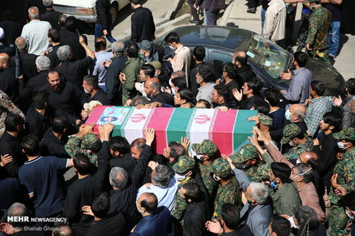 تصاویر: تشییع پیکر «شهید بی سر» اصغر پاشاپور در تهران