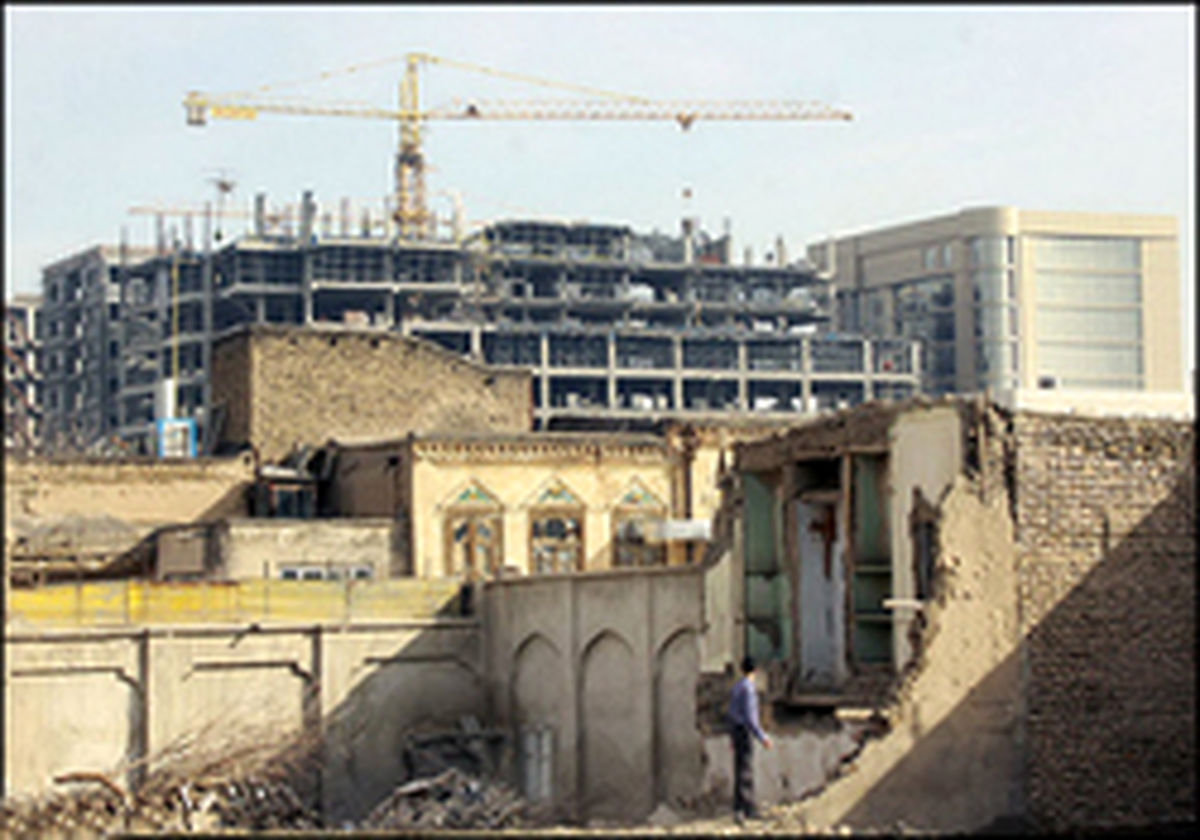 دولت، قیمت‌ مسکن در بازار را کنترل کند