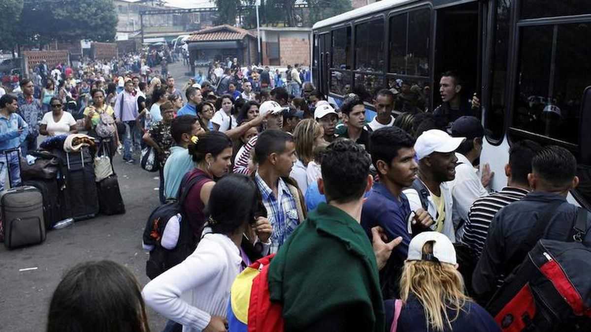 تصاویر: فرار مردم ونزوئلا از کشورشان