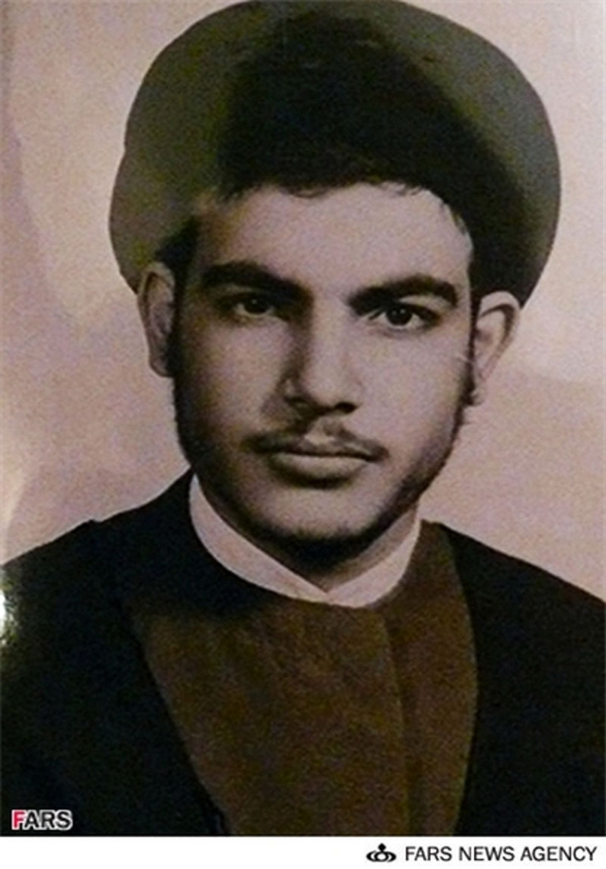 دبیرکل حزب الله چگونه روحانی شد/تصاویر