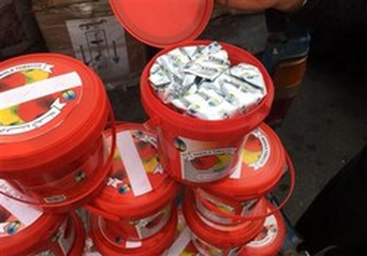 بستهبندی شیک تنباکوهای فاسد در جنوب تهران +تصاویر