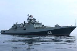 روسیه ناوهای جنگی خود را به سواحل سوریه اعزام میکند