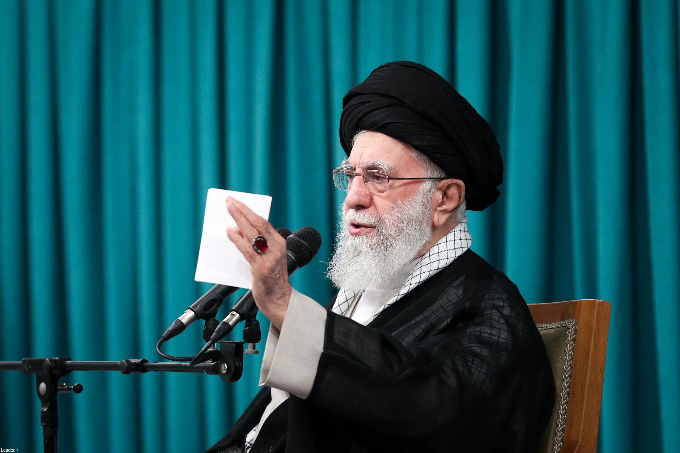 حرف اصلی بیانات رهبر انقلاب در دیدار با نمایندگان مجلس شورای اسلامی