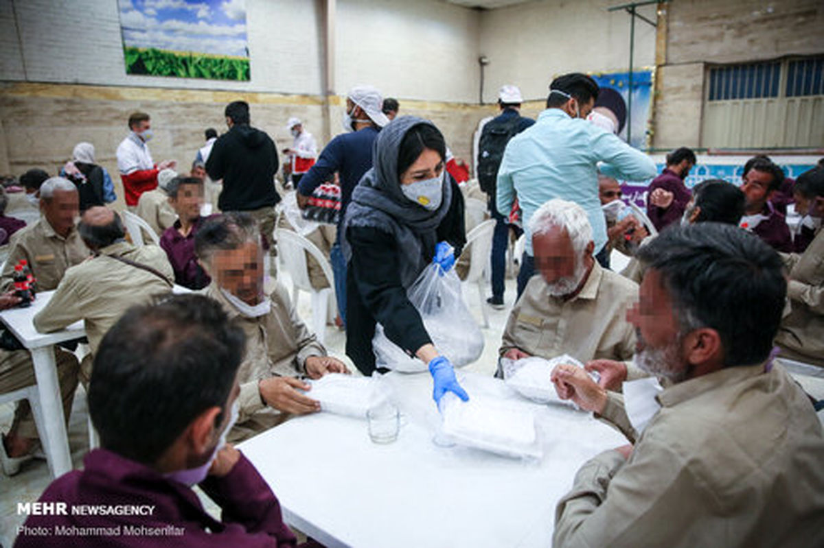 تصاویر: تجهیز گرمخانه‌های تهران در مقابله با ویروس کرونا