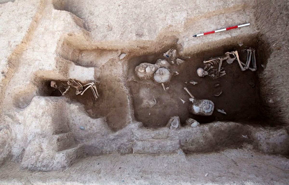 کشف تدفین جنین و نوزادان زیر ۲سال دریک گورستان +عکس