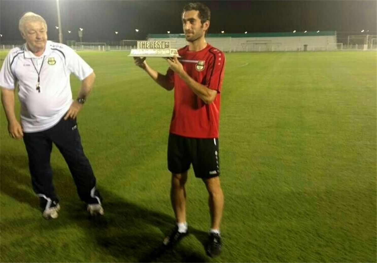 جباری‌ بهترین بازیکن‌ ماه قطر شد/تصاویر