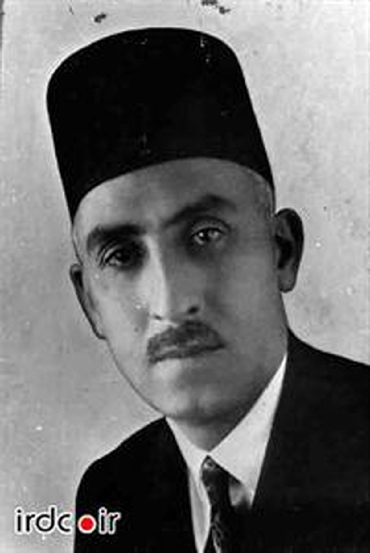 عکس کمتر دیده شده از مرحوم مصدق