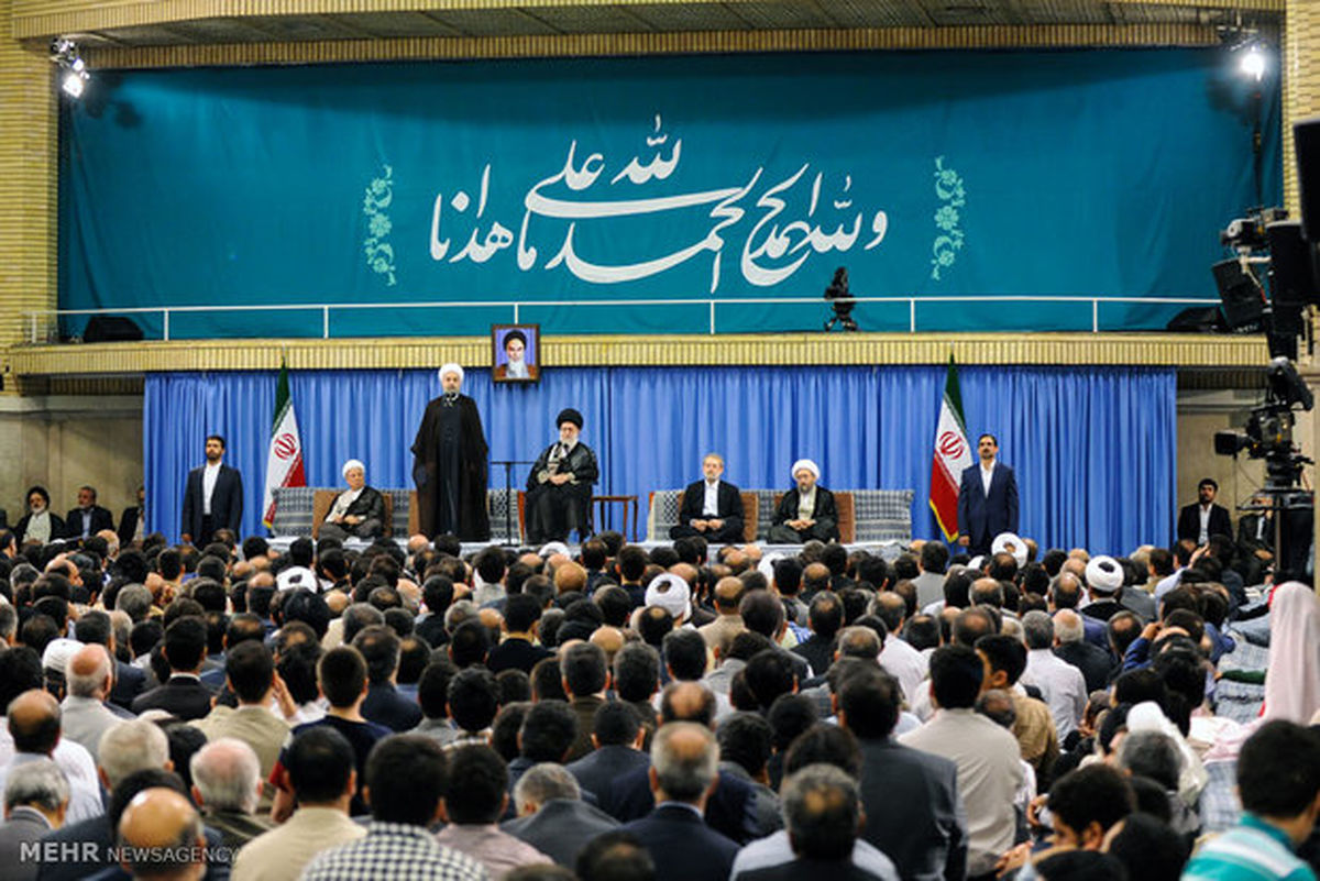 تصاویر: دیدار مسئولان و سفرای اسلامی با رهبر انقلاب