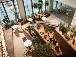 سفارت ۱.۳ میلیارد دلاری آمریکا در لندن را ببینید +عکس