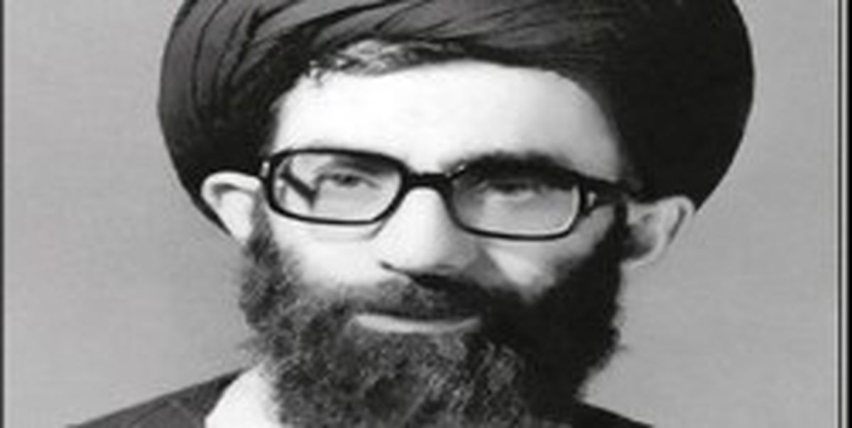 دستنوشته آیتالله خامنهای در تجلیل از بانوی مبارز مشهدی+عکس
